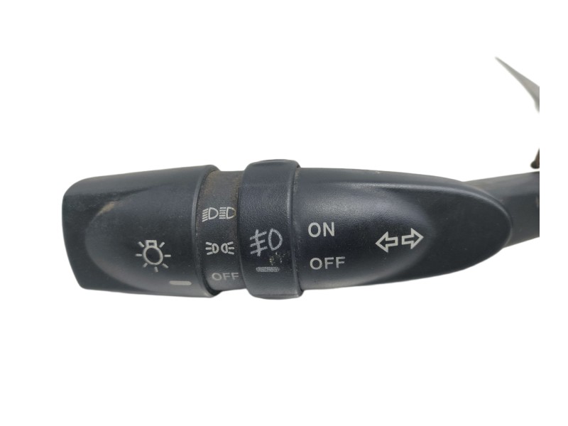 Recambio de mando luces para ssangyong kyron 200 xdi limited referencia OEM IAM LD4813AA  