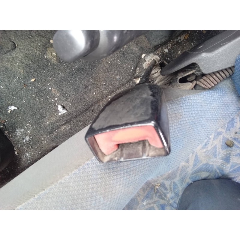 Recambio de enganche cinturon delantero izquierdo para fiat doblo cargo (223) 1.9 d furg. referencia OEM IAM   