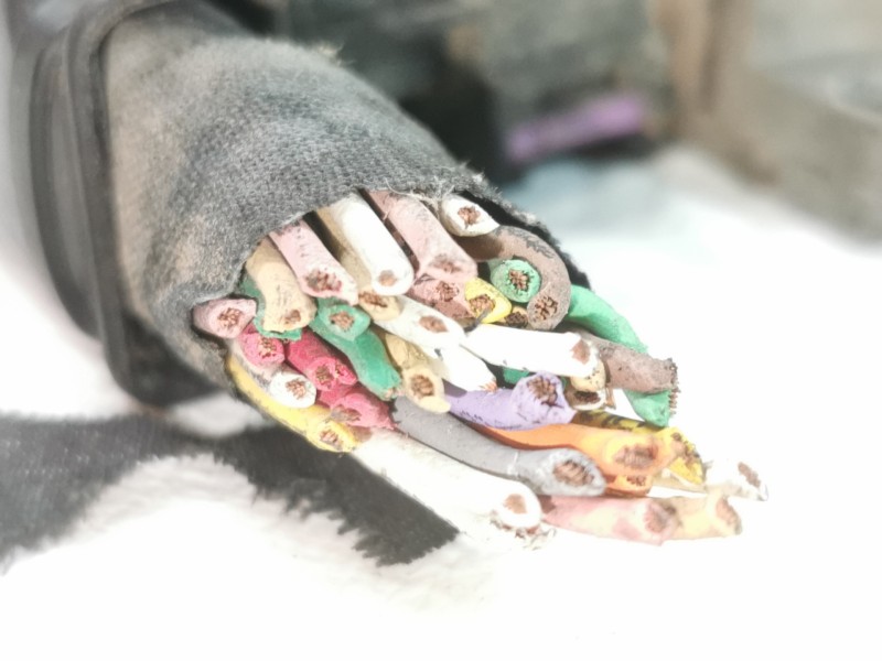 Recambio de centralita motor uce para citroën xsara berlina 1.6i exclusive referencia OEM IAM 9638196080  