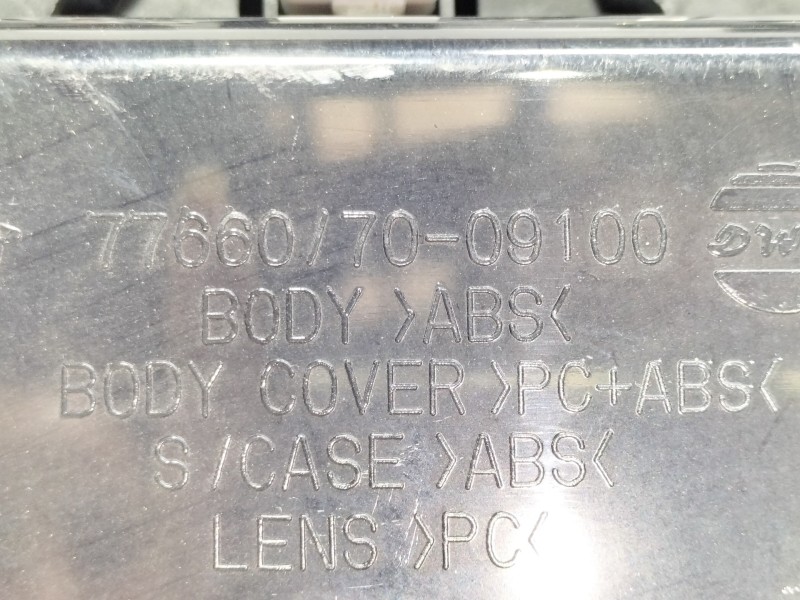 Recambio de luz interior para ssangyong kyron 200 xdi limited referencia OEM IAM 776607009100  