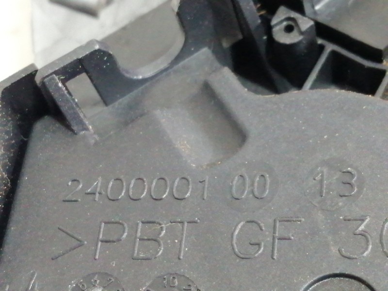 Recambio de cerradura puerta delantera derecha para ford c-max (cb3) ghia referencia OEM IAM 3M5AR21812AK 240000100 