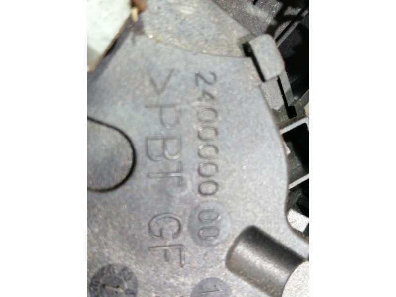 Recambio de cerradura puerta delantera izquierda para ford c-max (cb3) ghia referencia OEM IAM 3M5AR21813ER 240000000 