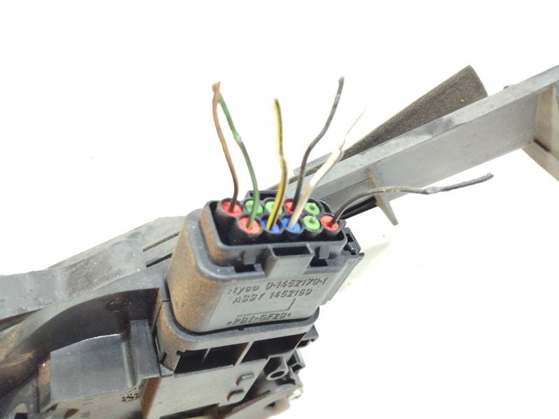 Recambio de cerradura puerta delantera izquierda para ford c-max (cb3) ghia referencia OEM IAM 3M5AR21813ER 240000000 