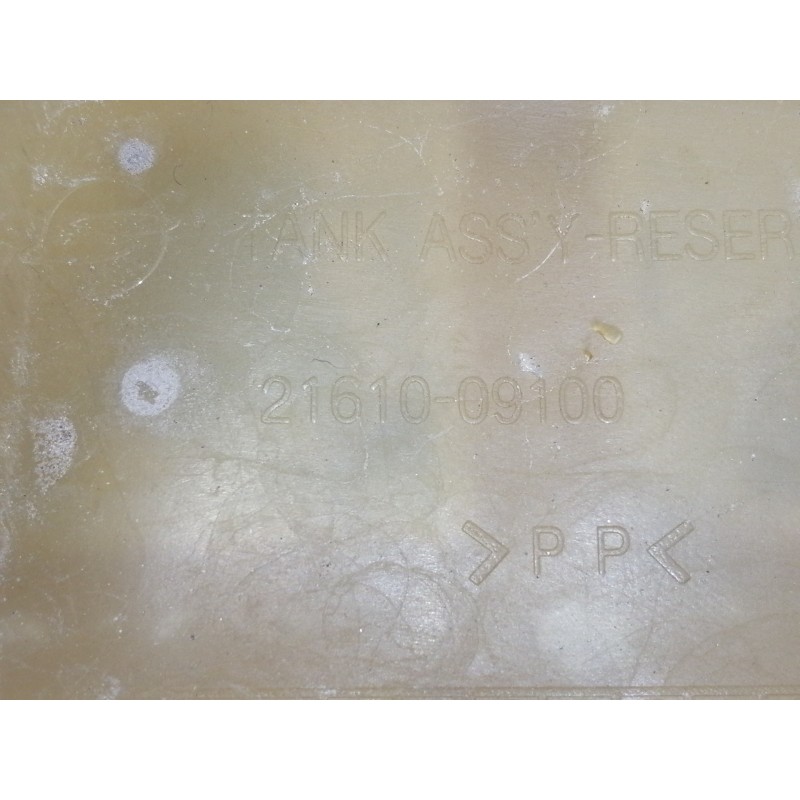 Recambio de deposito expansion para ssangyong kyron 200 xdi limited referencia OEM IAM 2161009100  