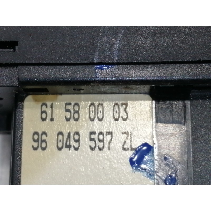 Recambio de mando limpia para peugeot 206 berlina xt referencia OEM IAM 61580003  