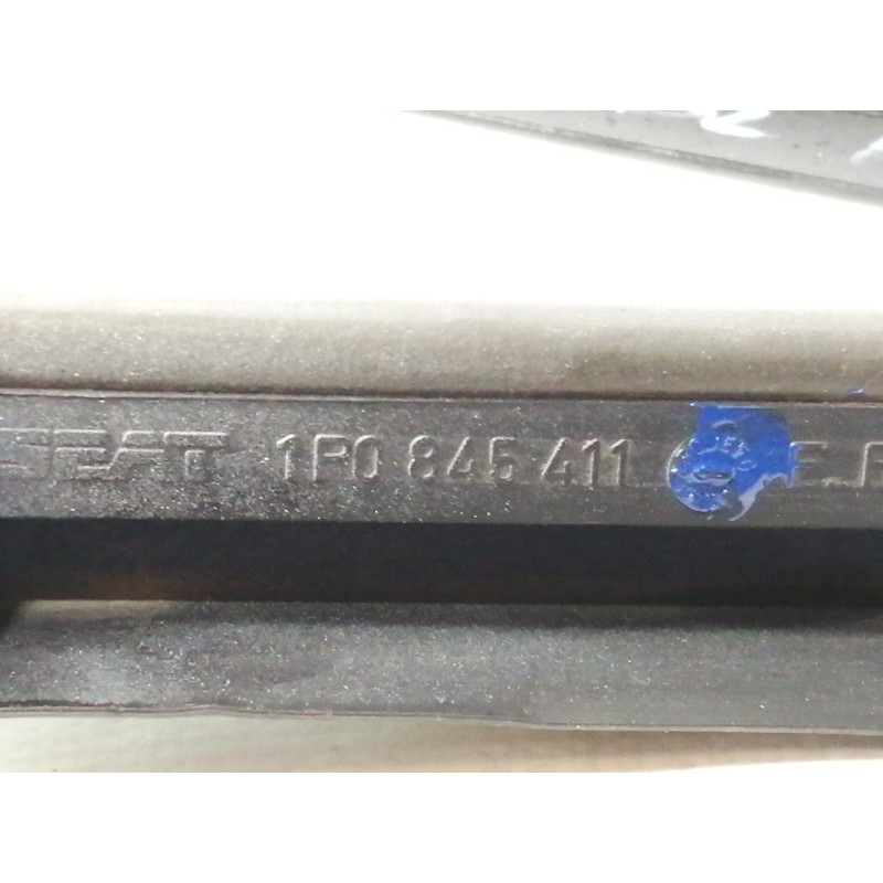 Recambio de luna custodia delantera izquierda para seat leon (1p1) reference referencia OEM IAM 1P0845411  