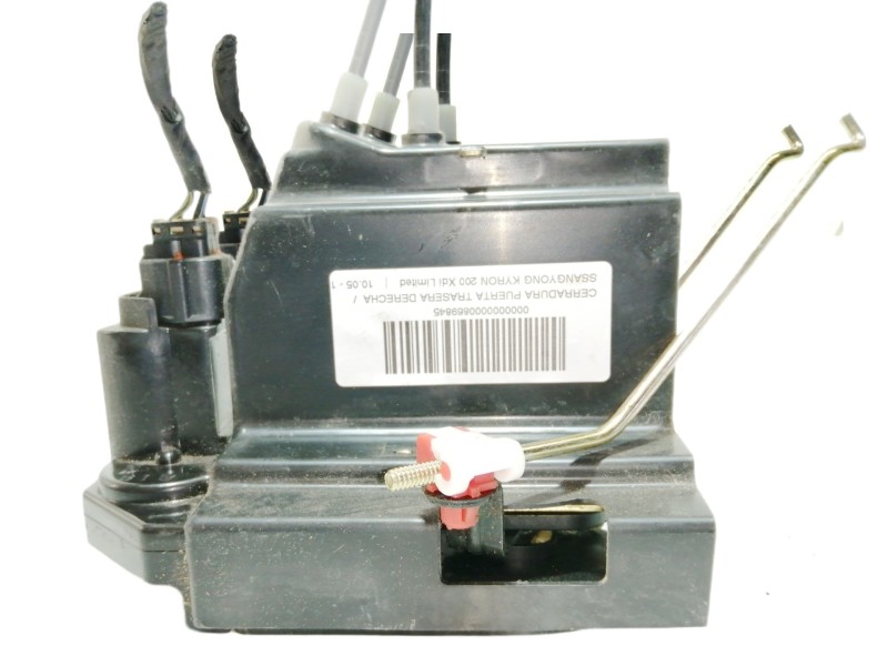 Recambio de cerradura puerta trasera derecha para ssangyong kyron 200 xdi limited referencia OEM IAM   