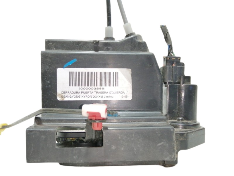 Recambio de cerradura puerta trasera izquierda para ssangyong kyron 200 xdi limited referencia OEM IAM   