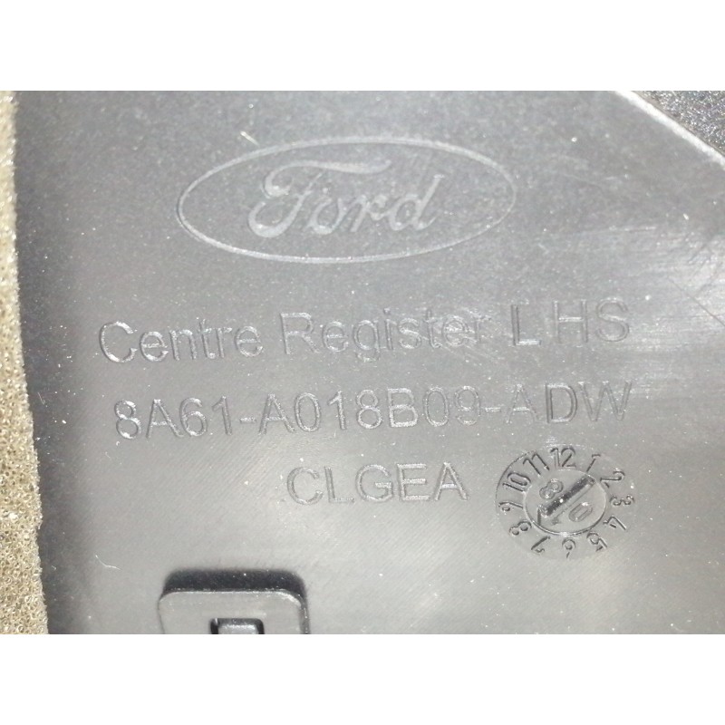Recambio de rejilla aireadora para ford fiesta (cb1) ghia referencia OEM IAM 8A6118A802AFW  