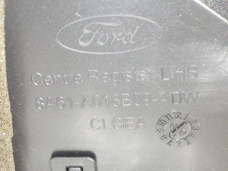 Recambio de rejilla aireadora para ford fiesta (cb1) ghia referencia OEM IAM 8A6118A802AFW  