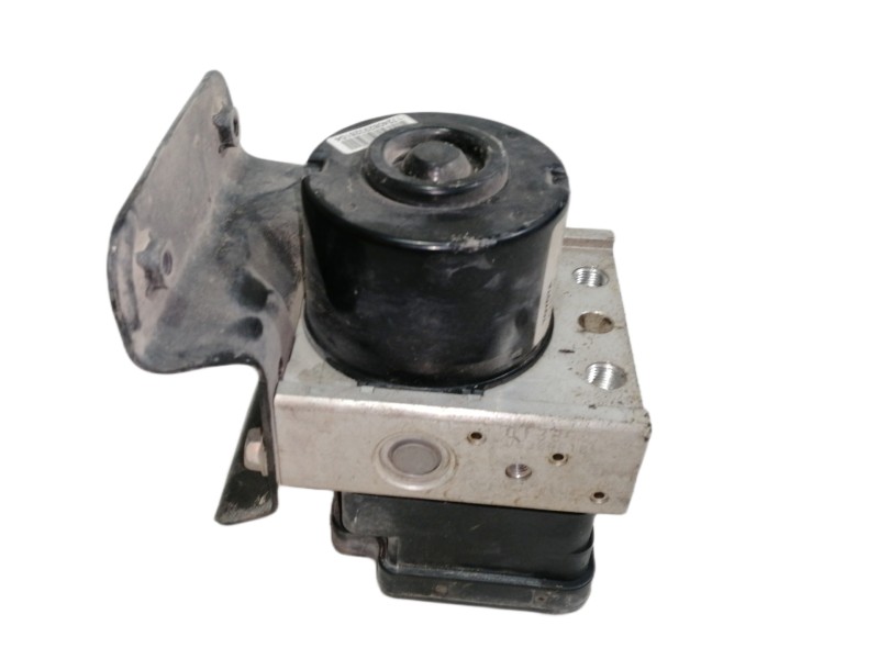 Recambio de abs para toyota yaris 1.0 cat referencia OEM IAM 445100D110  
