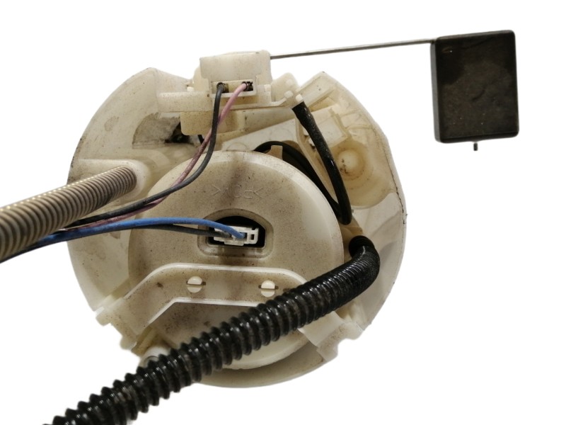 Recambio de aforador para toyota yaris 1.0 cat referencia OEM IAM 770200D130  