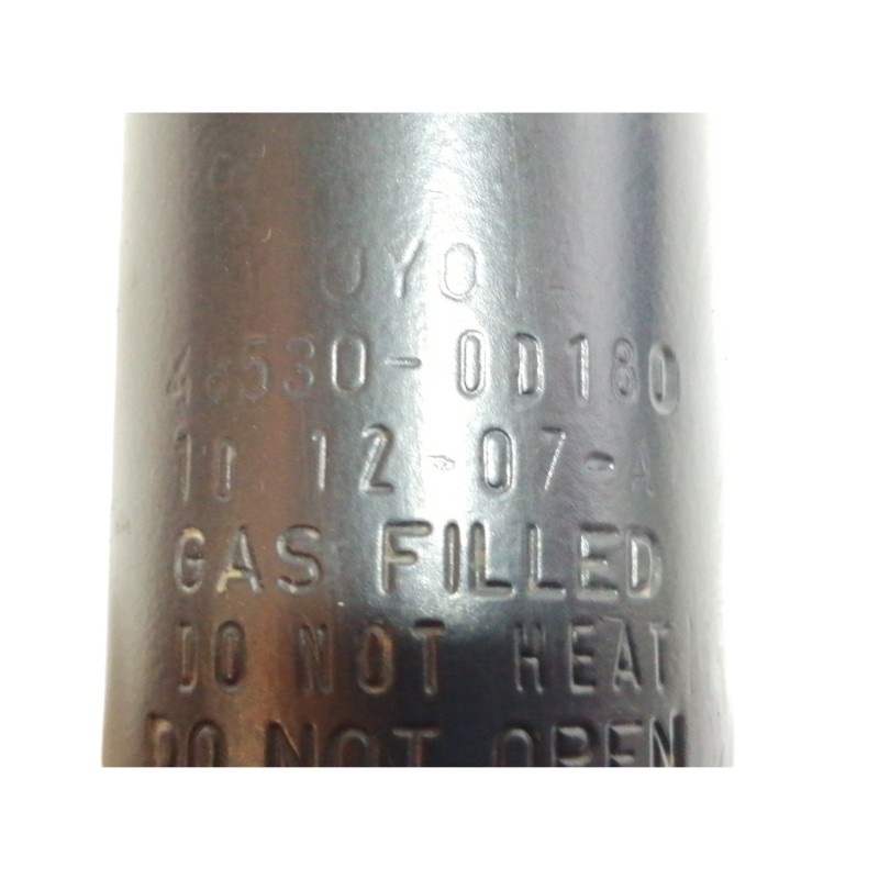 Recambio de amortiguador trasero derecho para toyota yaris 1.0 cat referencia OEM IAM 485300D180  