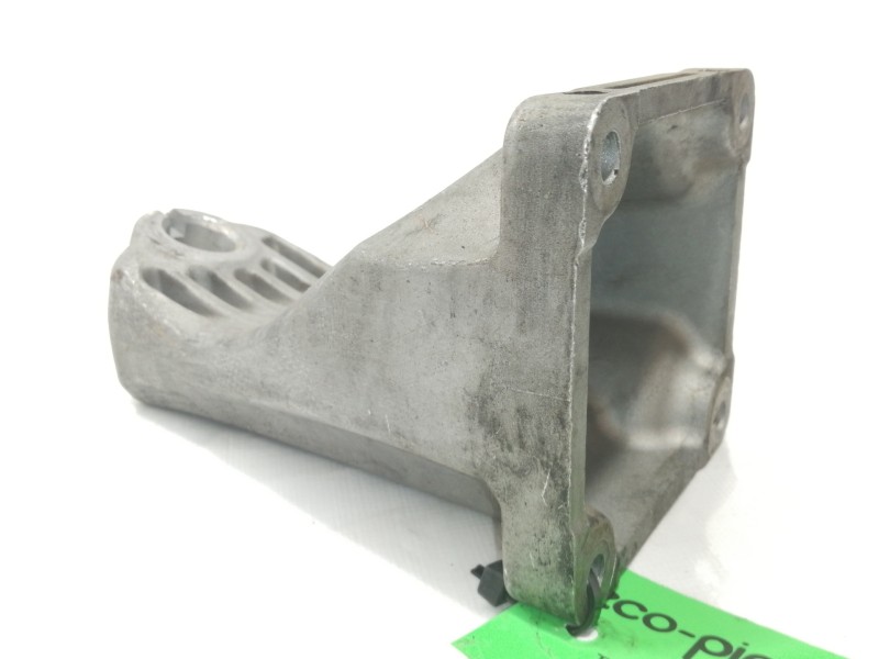 Recambio de soporte motor para ssangyong kyron 200 xdi limited referencia OEM IAM A6652231804  