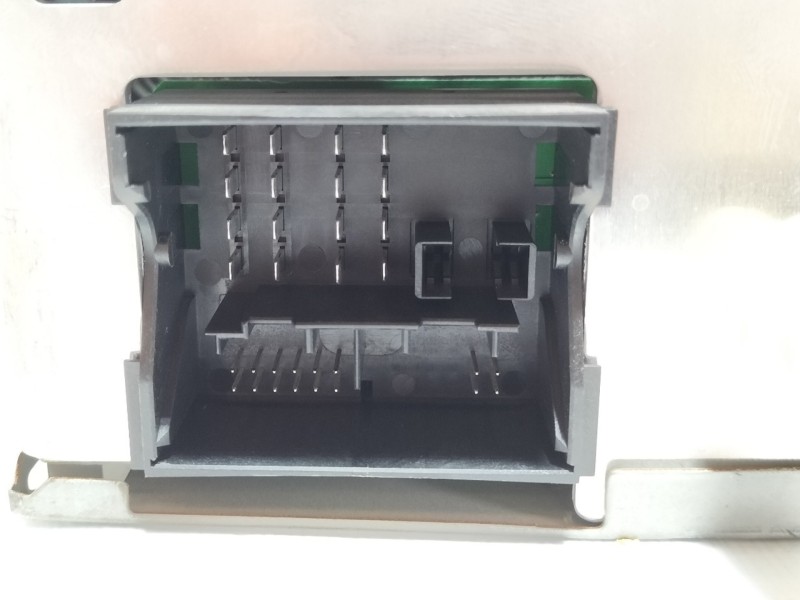 Recambio de sistema audio / radio cd para ford c-max (cb3) ghia referencia OEM IAM 6S6118C815AH  