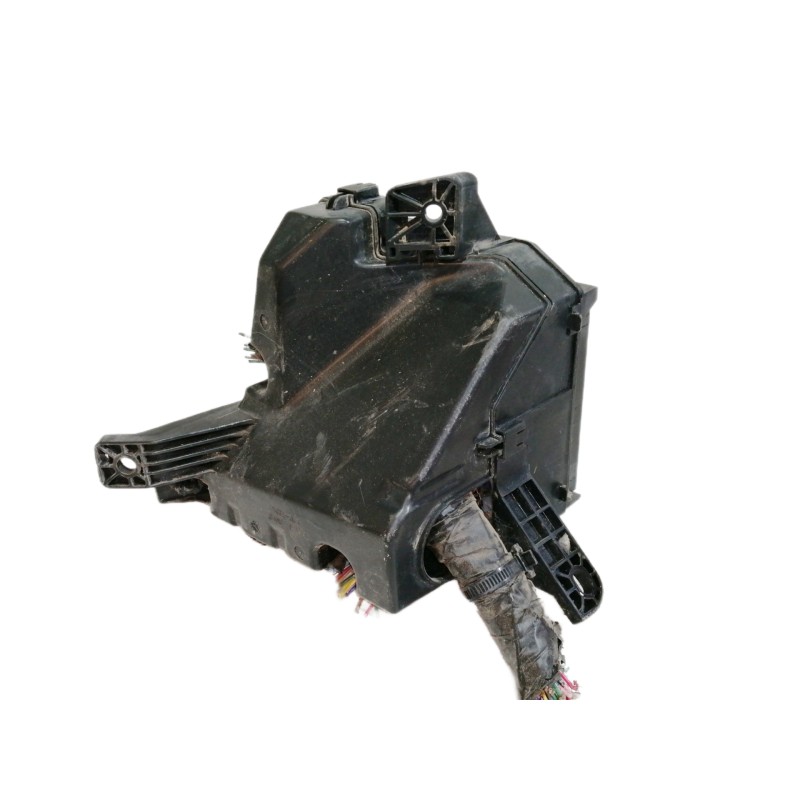 Recambio de caja reles / fusibles para toyota yaris 1.0 cat referencia OEM IAM 821110DT90 821110DT90B 