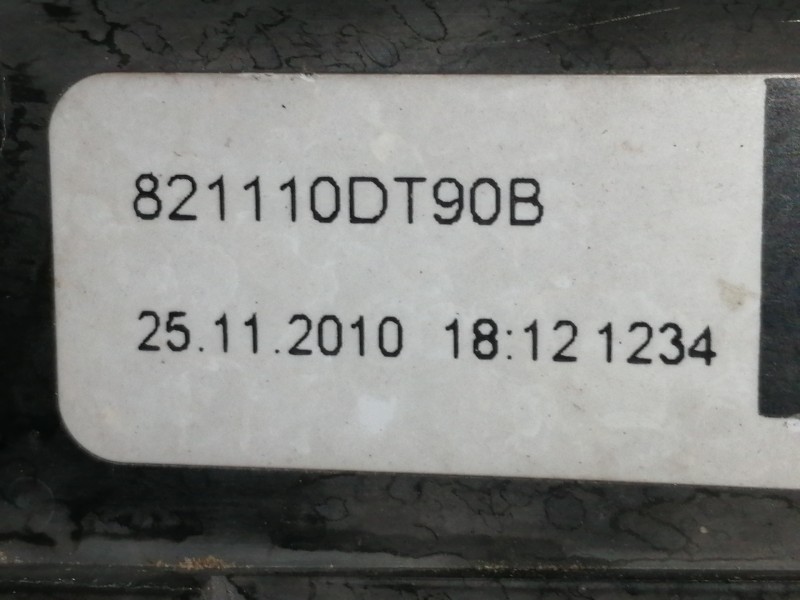 Recambio de caja reles / fusibles para toyota yaris 1.0 cat referencia OEM IAM 821110DT90 821110DT90B 