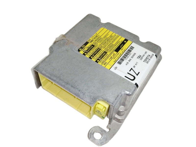 Recambio de centralita airbag para toyota yaris 1.0 cat referencia OEM IAM 891700D430  