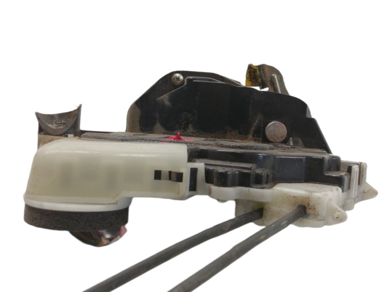Recambio de cerradura puerta delantera izquierda para toyota yaris 1.0 cat referencia OEM IAM   