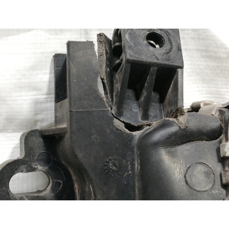 Recambio de radiador agua para volvo s60 berlina d5 referencia OEM IAM 8683214A  