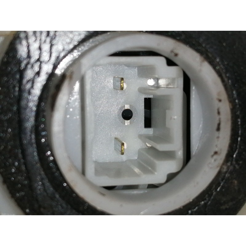 Recambio de cerradura puerta trasera derecha para toyota yaris 1.0 cat referencia OEM IAM   