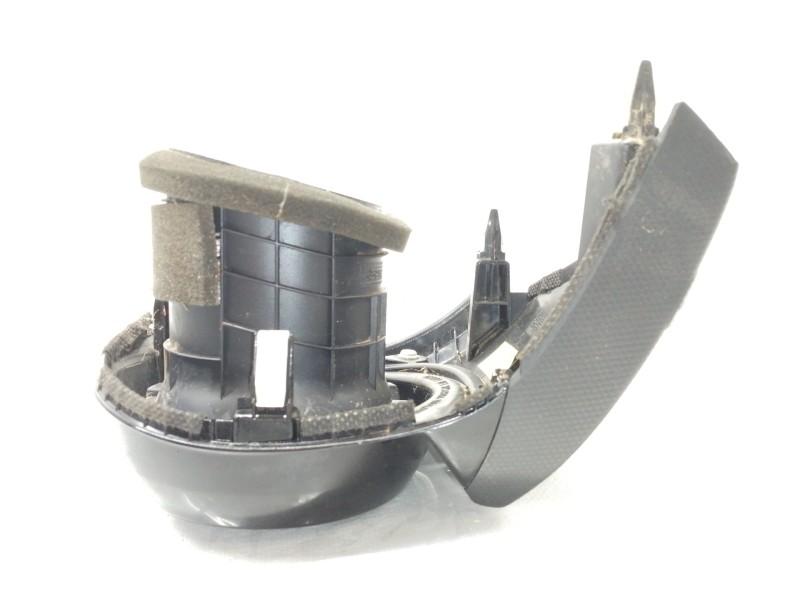 Recambio de rejilla aireadora para hyundai kona sle 2wd referencia OEM IAM   