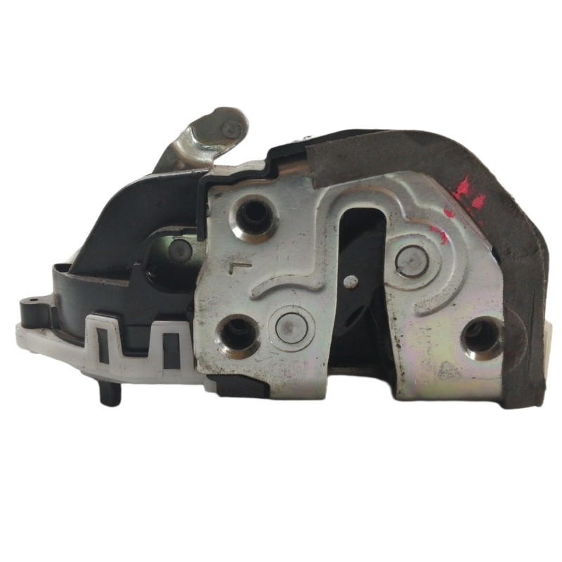 Recambio de cerradura puerta trasera izquierda para toyota yaris 1.0 cat referencia OEM IAM   