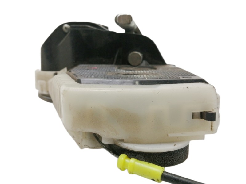 Recambio de cerradura puerta trasera izquierda para toyota yaris 1.0 cat referencia OEM IAM   