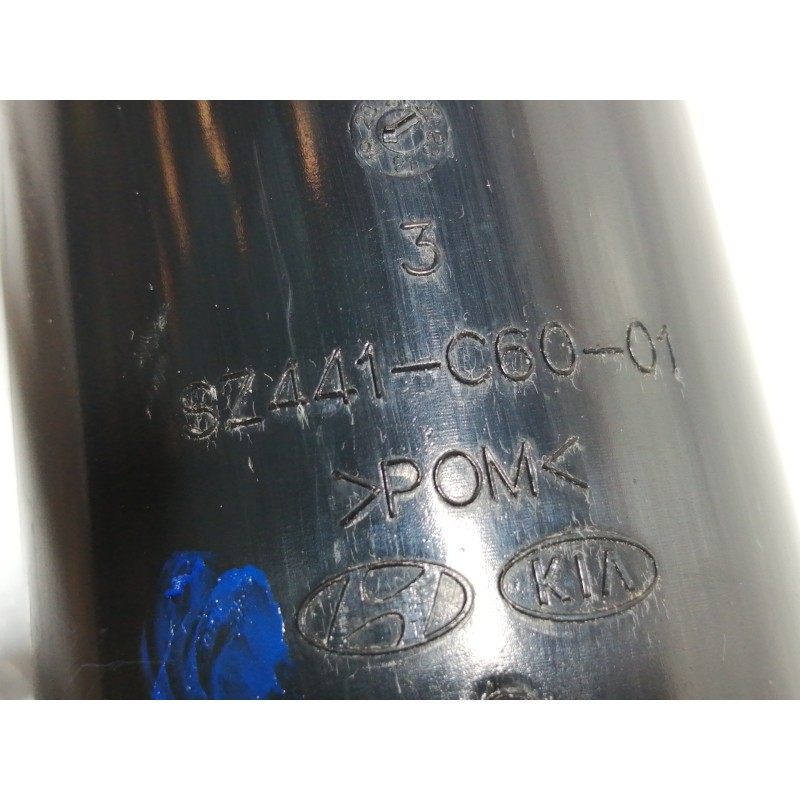 Recambio de amortiguador trasero izquierdo para hyundai kona sle 2wd referencia OEM IAM 55300J9300  