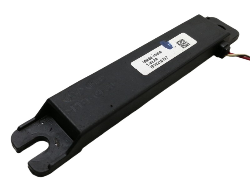 Recambio de antena para hyundai kona sle 2wd referencia OEM IAM 95460J9000 1910210737 