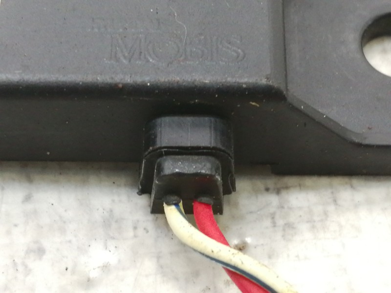 Recambio de antena para hyundai kona sle 2wd referencia OEM IAM 95460J9000 1910210737 