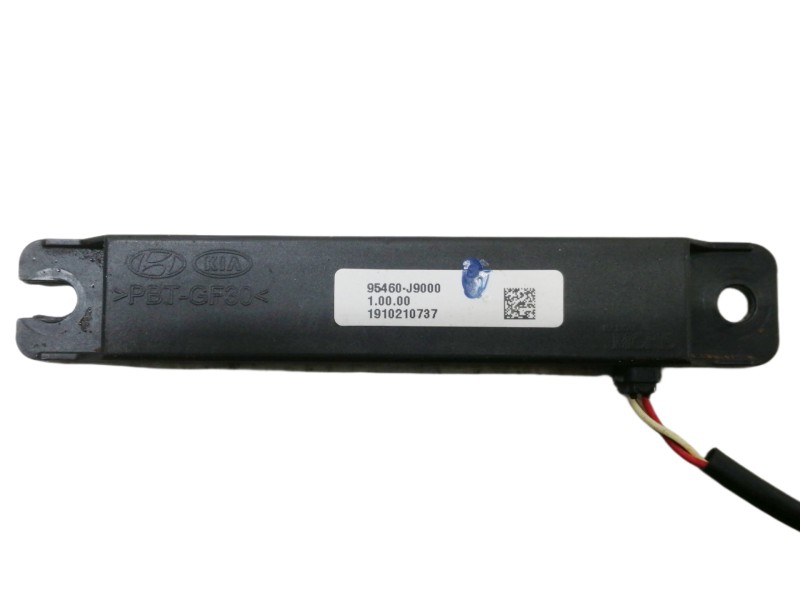 Recambio de antena para hyundai kona sle 2wd referencia OEM IAM 95460J9000 1910210737 