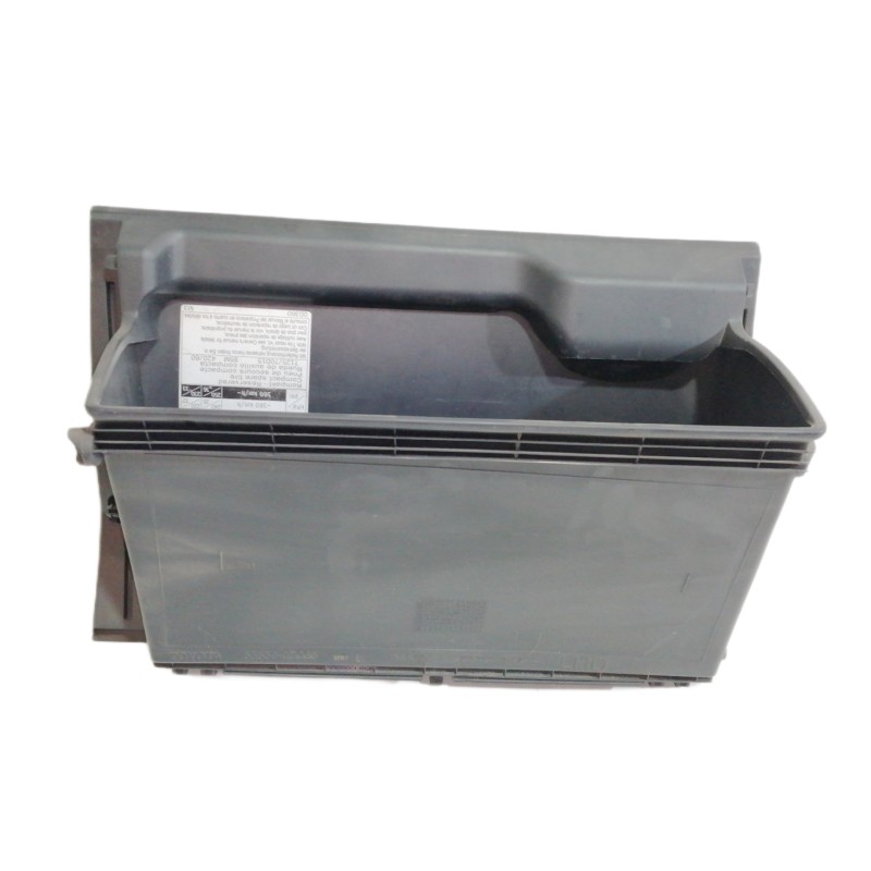 Recambio de guantera para toyota yaris 1.0 cat referencia OEM IAM 555500D060  