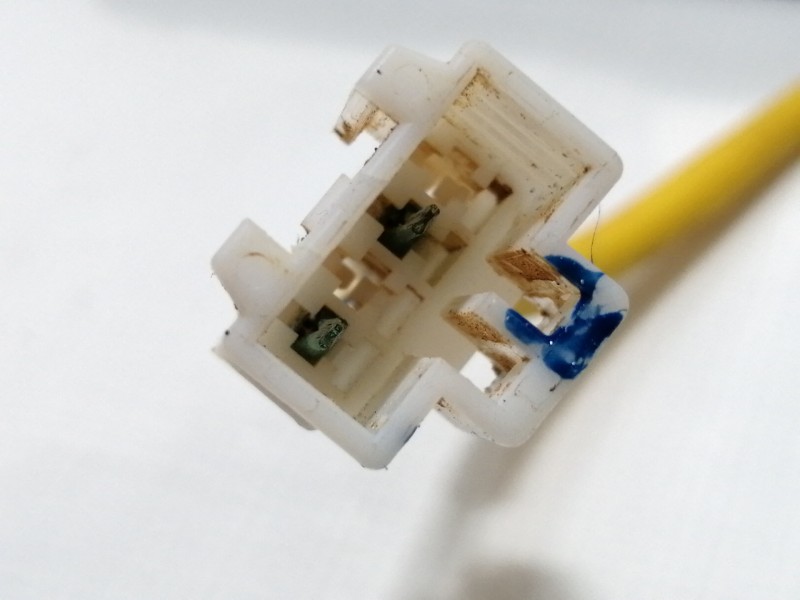 Recambio de antena para hyundai kona sle 2wd referencia OEM IAM 95420J4000  