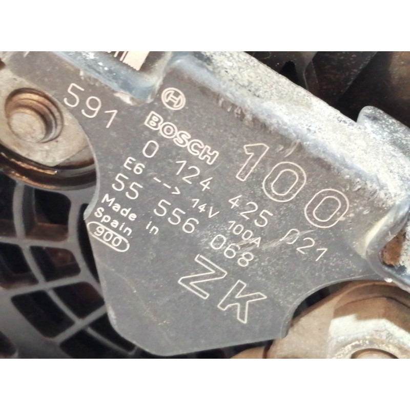 Recambio de alternador para opel corsa c essentia referencia OEM IAM 0124425021  