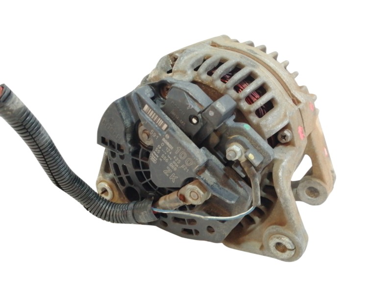 Recambio de alternador para opel corsa c essentia referencia OEM IAM 0124425021  
