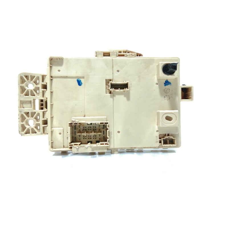 Recambio de caja reles / fusibles para hyundai kona sle 2wd referencia OEM IAM 91950J9082  