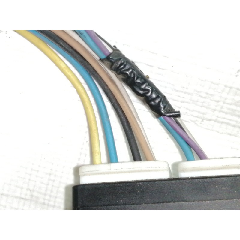 Recambio de mando limpia para toyota yaris 1.0 cat referencia OEM IAM 17F144  