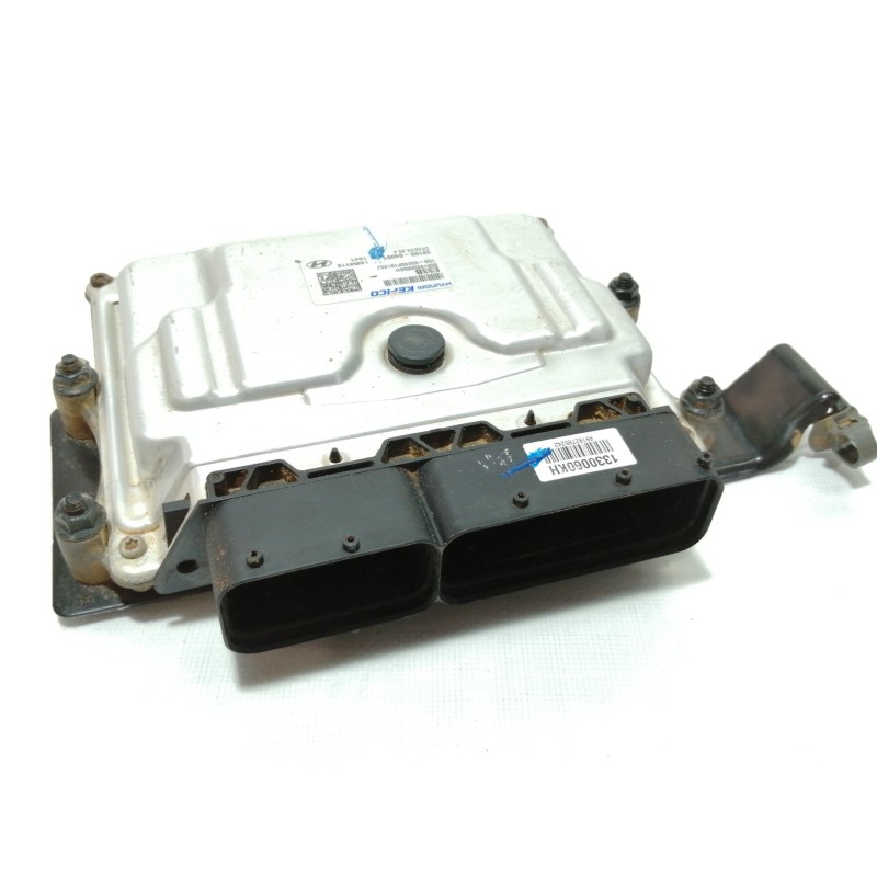 Recambio de centralita motor uce para hyundai kona sle 2wd referencia OEM IAM 9001330060KH 3910804001 1330060KH