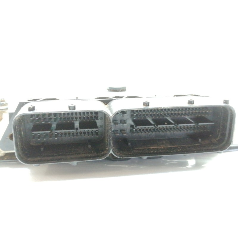 Recambio de centralita motor uce para hyundai kona sle 2wd referencia OEM IAM 9001330060KH 3910804001 1330060KH