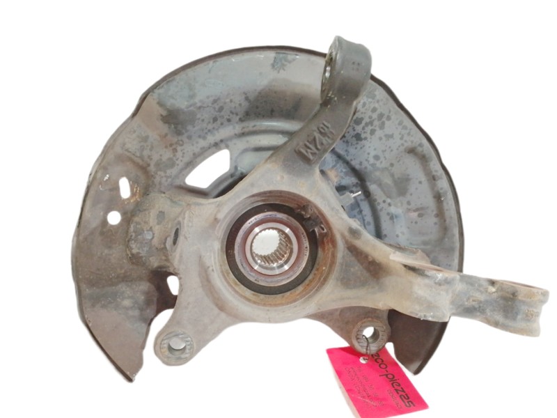 Recambio de mangueta delantera izquierda para toyota yaris 1.0 cat referencia OEM IAM   