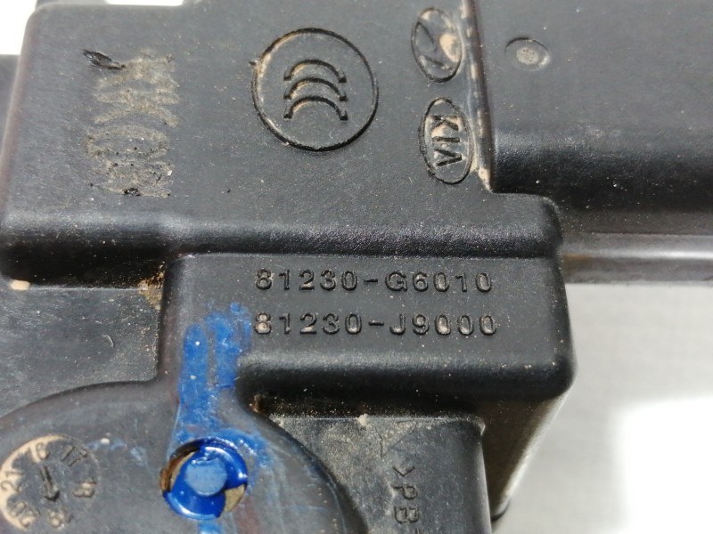 Recambio de cerradura maletero / porton para hyundai kona sle 2wd referencia OEM IAM 81230G6010  