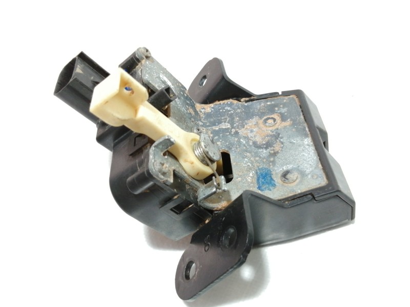 Recambio de cerradura maletero / porton para hyundai kona sle 2wd referencia OEM IAM 81230G6010  