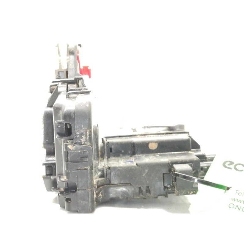 Recambio de cerradura puerta delantera derecha para hyundai kona sle 2wd referencia OEM IAM 81320J9010  