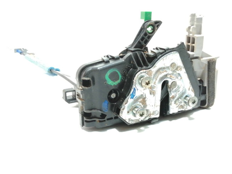 Recambio de cerradura puerta delantera izquierda para hyundai kona sle 2wd referencia OEM IAM 81310J9000  