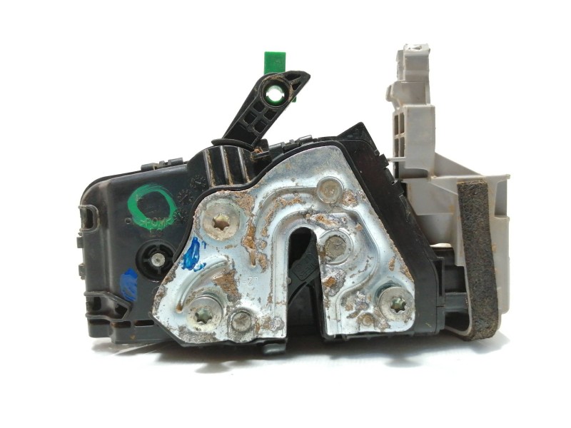 Recambio de cerradura puerta delantera izquierda para hyundai kona sle 2wd referencia OEM IAM 81310J9000  