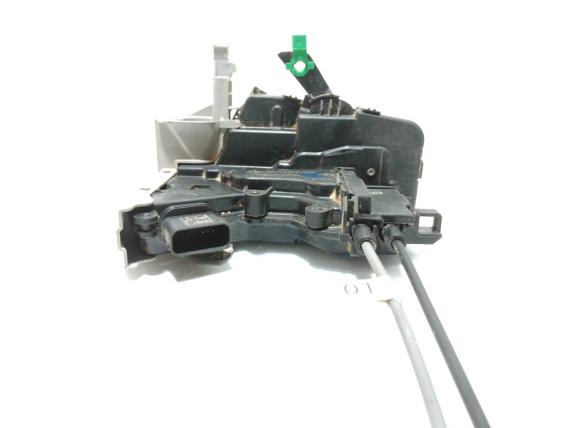 Recambio de cerradura puerta delantera izquierda para hyundai kona sle 2wd referencia OEM IAM 81310J9000  