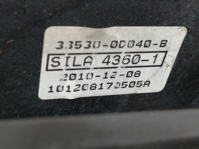 Recambio de pomo palanca cambio para toyota yaris 1.0 cat referencia OEM IAM 335300D040  