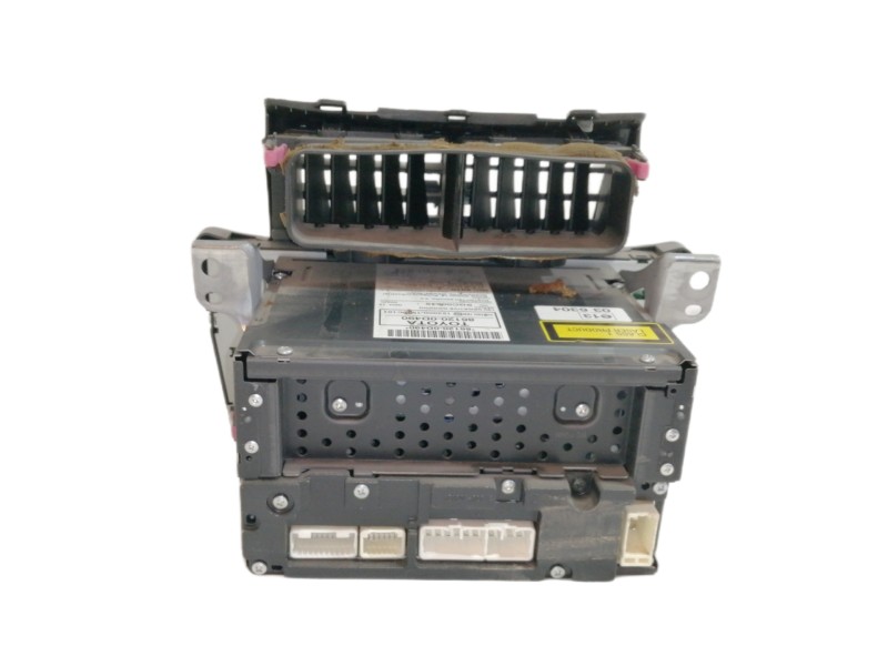 Recambio de sistema audio / radio cd para toyota yaris 1.0 cat referencia OEM IAM 861200D490  