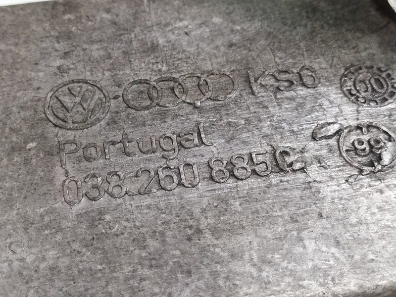 Recambio de soporte alternador para volkswagen passat berlina (3b3) comfortline referencia OEM IAM 038260885C  